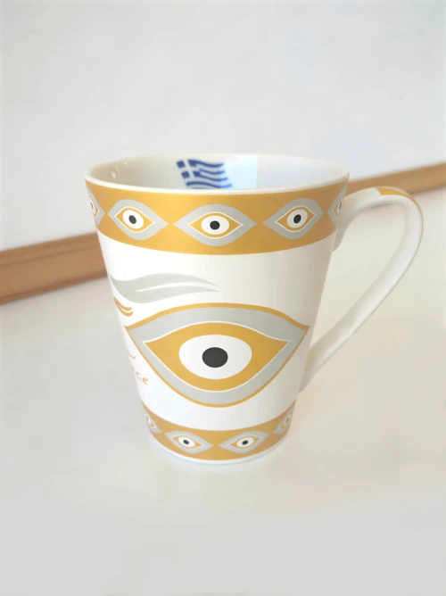 b1f52c03 e499 42c3 85ea 59fa91021dc5 1 2026 02 10 10 16 36.514027.jpg scaled Κούπα λευκό-χρυσό - Ματάκι